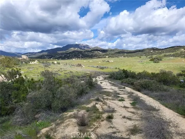 Aguanga, CA 92536,975 Crazy Horse Canyon