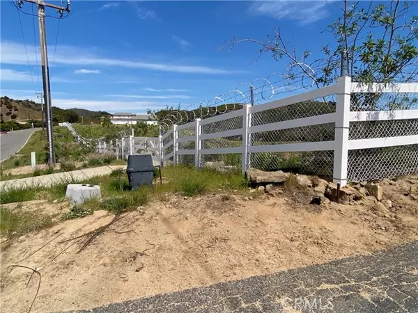 Temecula, CA 92590,3 Las Palmeras