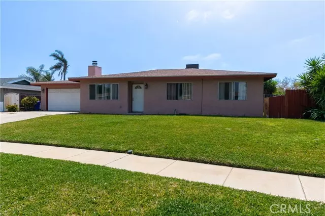 253 W Chaparral Street, Rialto, CA 92376