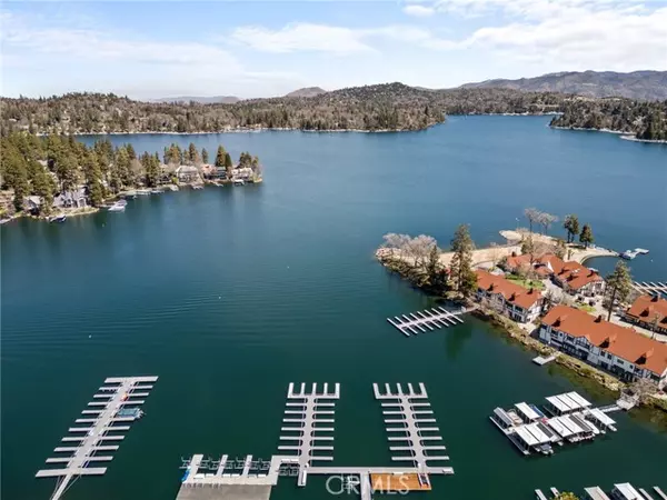 108 Village Bay #1, Lake Arrowhead, CA 92352