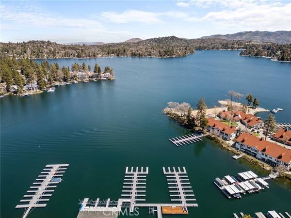 108 Village Bay #1, Lake Arrowhead, CA 92352