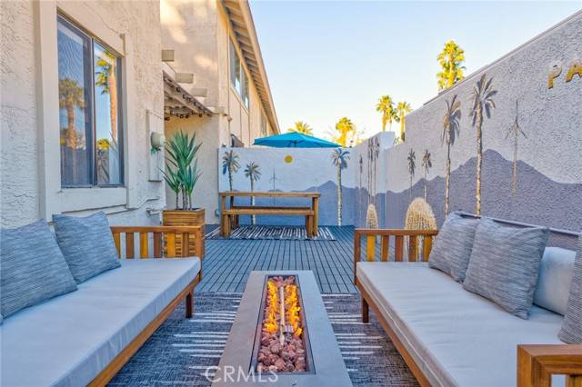 6135 Montecito Drive #8, Palm Springs, CA 92264