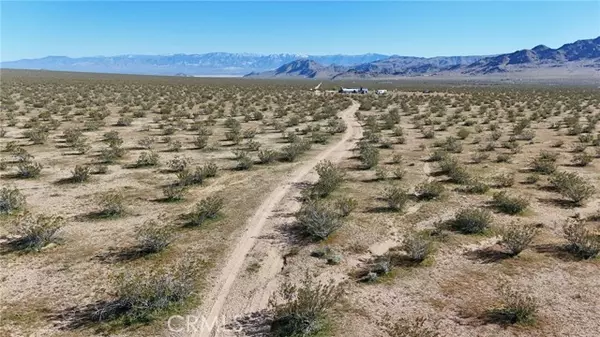 Lucerne Valley, CA 92356,21402 Meander Road