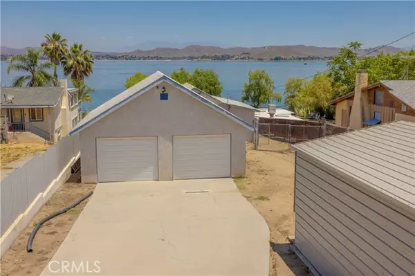 Lake Elsinore, CA 92530,17162 Grand Avenue