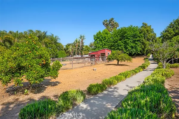 Fallbrook, CA 92028,2262 Mardavido Lane