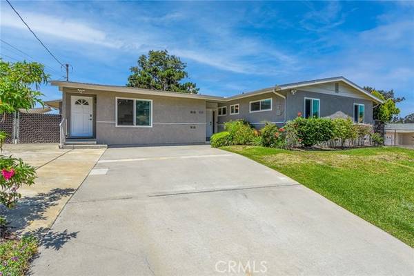 835 Magarian Road, Fallbrook, CA 92028