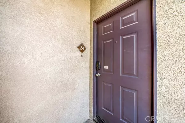 Murrieta, CA 92562,24909 Madison Avenue #2624