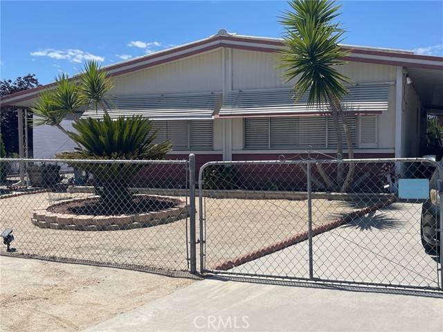 750 Porterfield Drive, San Jacinto, CA 92582