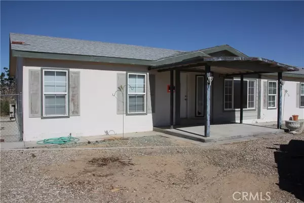 Joshua Tree, CA 92252,5773 Neptune Road