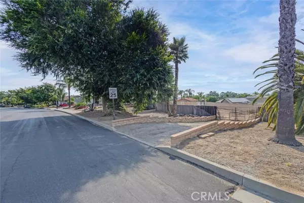 Lake Elsinore, CA 92530,30960 Plumas Street