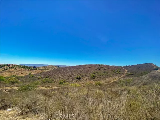 888 Via Vueltas, Temecula, CA 92590