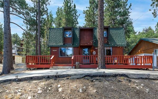 218 E Aeroplane Boulevard, Big Bear City, CA 92314