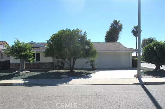 640 Mount Hood Drive, Hemet, CA 92543