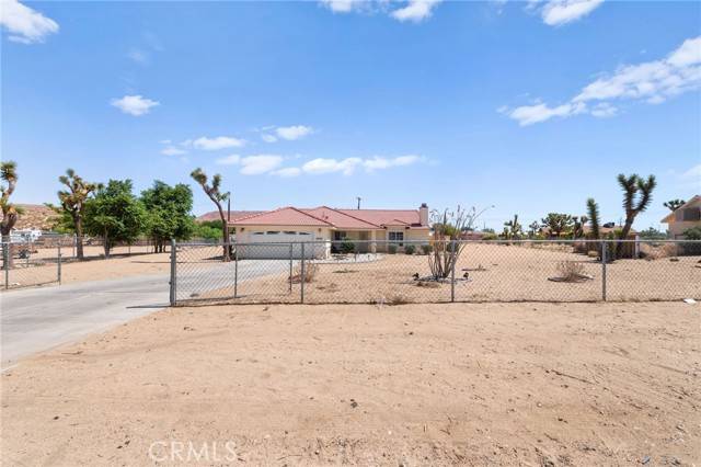 58150 Emerson Avenue, Yucca Valley, CA 92284