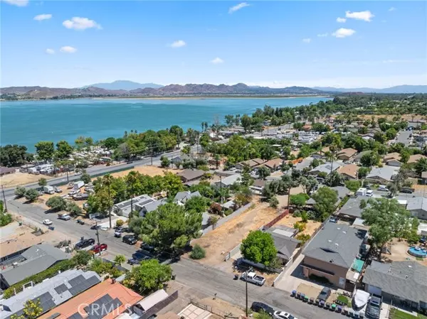 Lake Elsinore, CA 92530,0 Garner