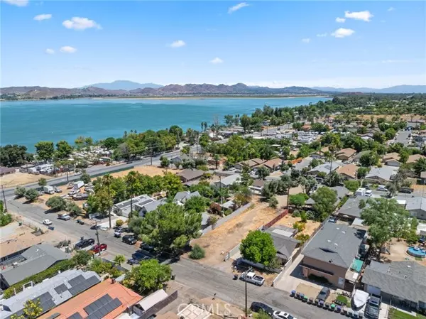 Lake Elsinore, CA 92530,0 Garner