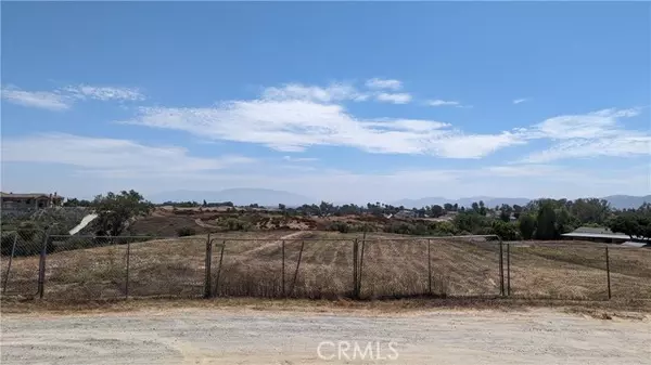 Murrieta, CA 92562,7 Juniper