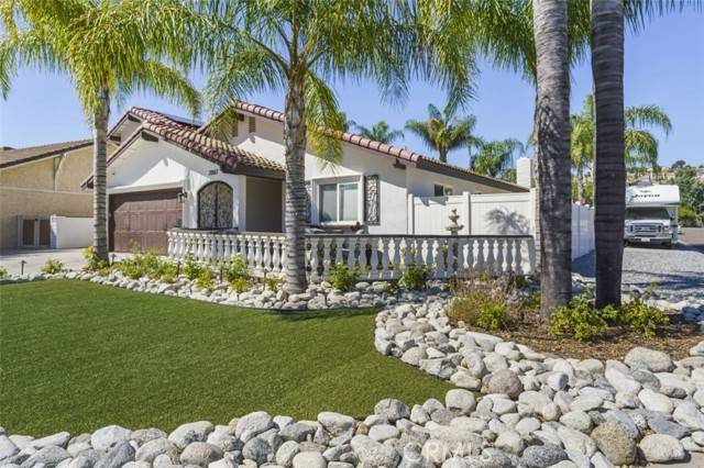 21887 Strawberry Lane, Canyon Lake, CA 92587