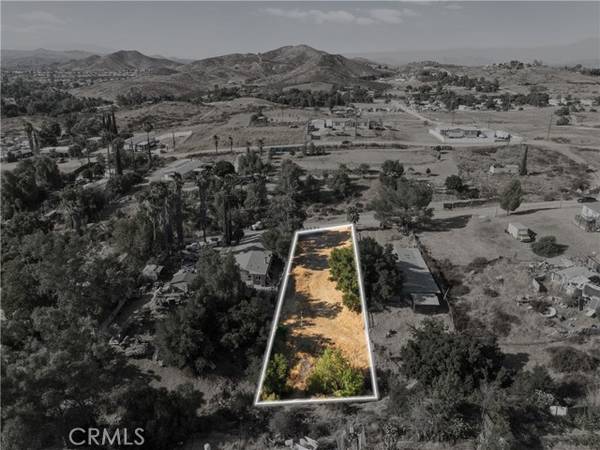 Wildomar, CA 92595,0 Carl