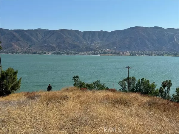 Lake Elsinore, CA 92530,0 Barkschat