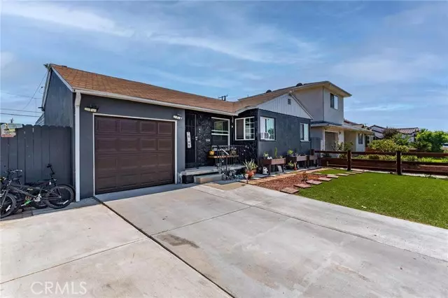 8209 Vista Del Rosa Street, Downey, CA 90240