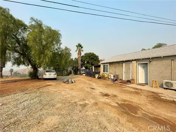 Riverside, CA 92507,2270 Mt Vernon Avenue