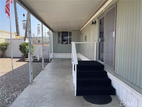 Hemet, CA 92545,4400 W Florida #223