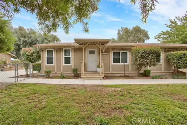 39805 Newport Road, Hemet, CA 92543