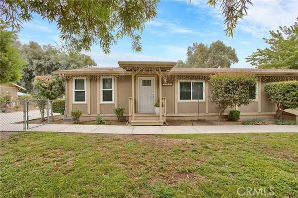 39805 Newport Road, Hemet, CA 92543