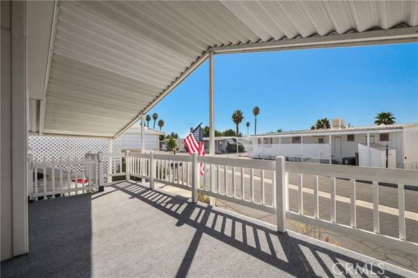 332 N Lyon #49, Hemet, CA 92543