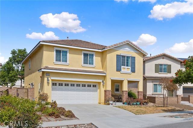 16852 Sunbird Way, Fontana, CA 92336