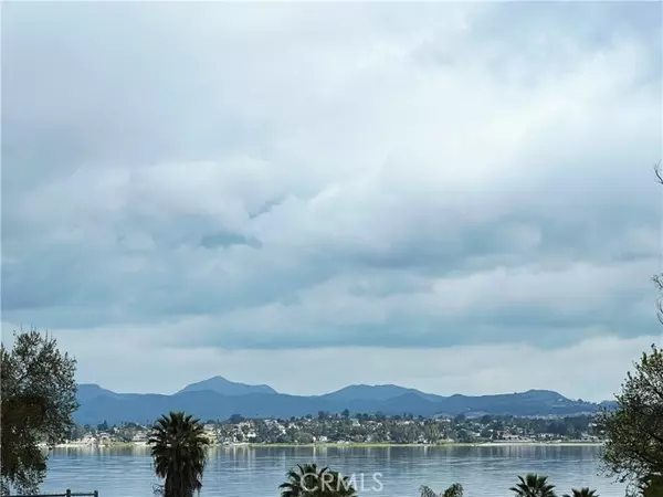 Lake Elsinore, CA 92530,0 Grand