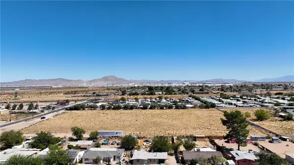 Adelanto, CA 92301,1 Chamberlaine