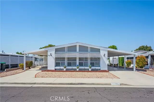 589 Seville Drive, Hemet, CA 92543