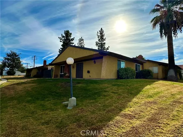 416 E Thornton Avenue, Hemet, CA 92543