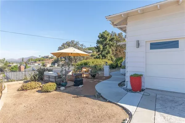 La Mesa, CA 91941,7990 Cinnabar Drive