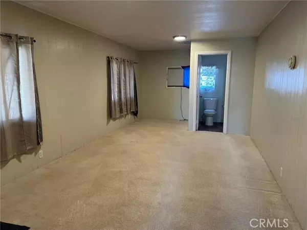 Hemet, CA 92543,260 N Lyon #159