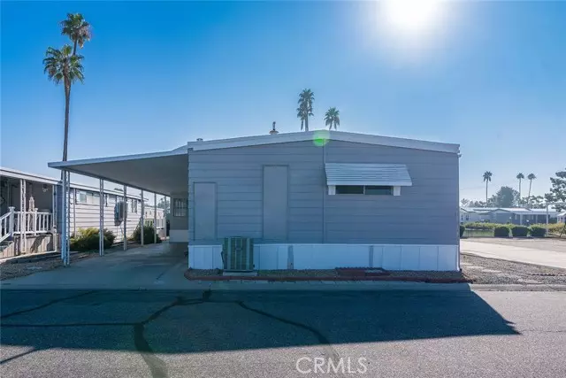 Hemet, CA 92545,5001 W Florida #79