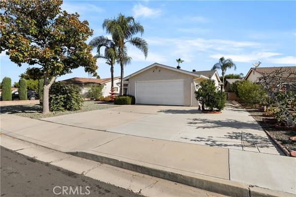 2416 El Rancho Circle, Hemet, CA 92545