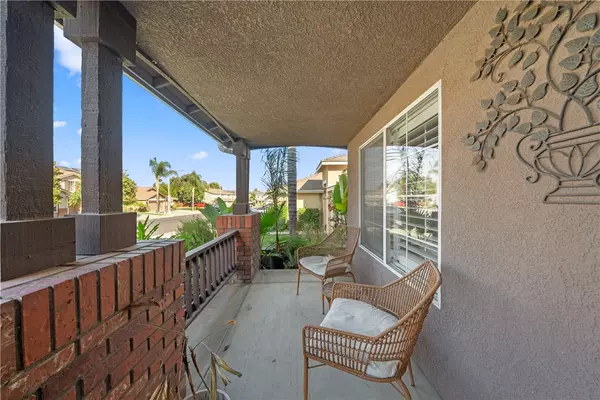 Corona, CA 92883,8809 Dahlia Drive