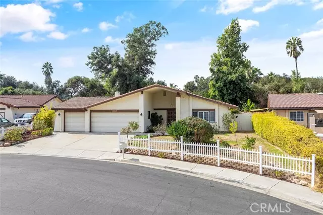 1330 Via Christina, Vista, CA 92084