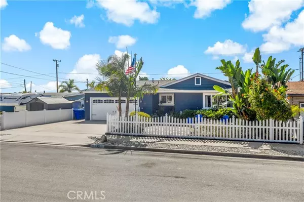 Imperial Beach, CA 91932,735 Iris Avenue