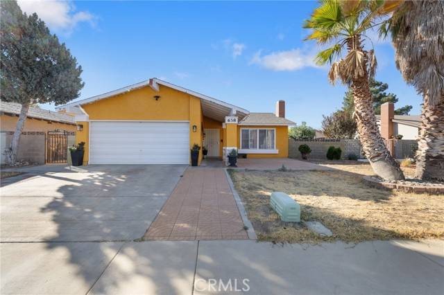 638 Eston Place, Lancaster, CA 93535