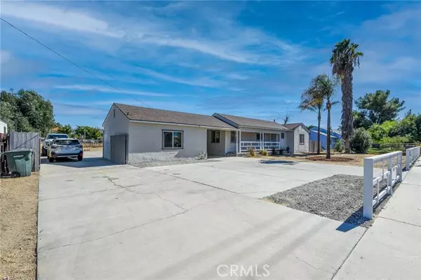 Hemet, CA 92543,248 N Palm Avenue