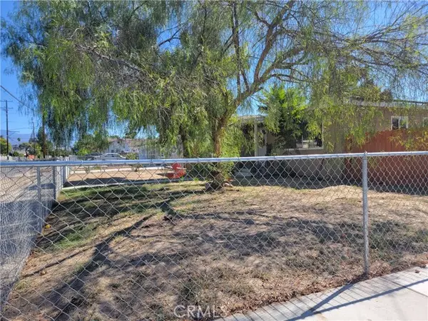 Hemet, CA 92543,803 E Mayberry Avenue