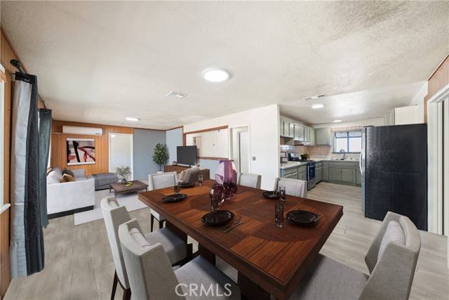 11221 Valle Vista Road, Phelan, CA 92371