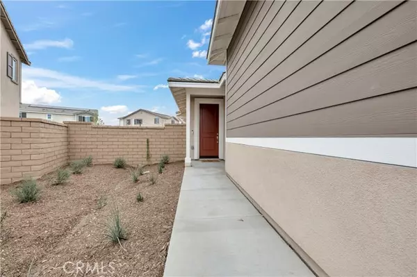 30475 Adrift Lane, Menifee, CA 92584