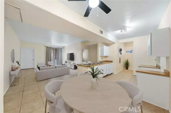 Murrieta, CA 92562,24909 Madison Avenue #313