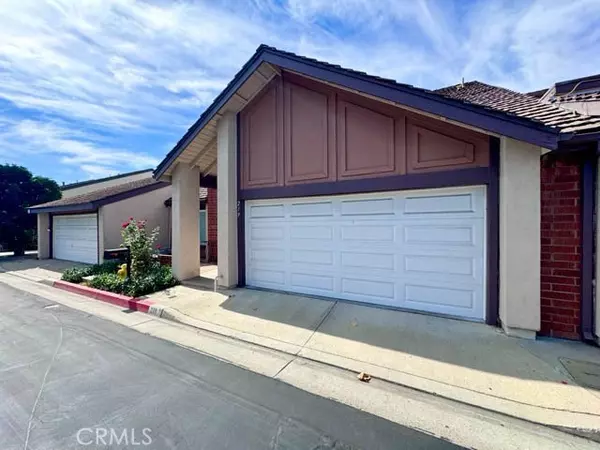 219 Los Padres Lane, Placentia, CA 92870