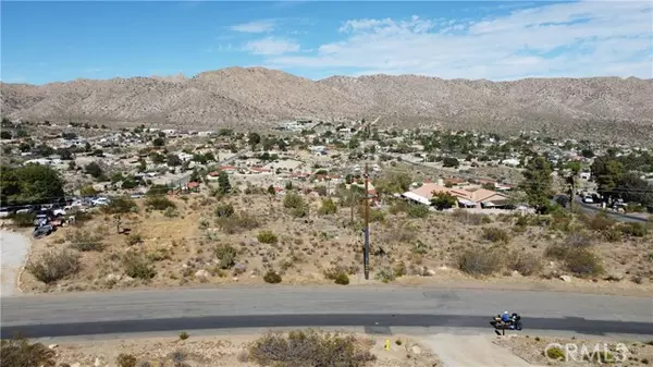 Yucca Valley, CA 92284,54610 Navajo